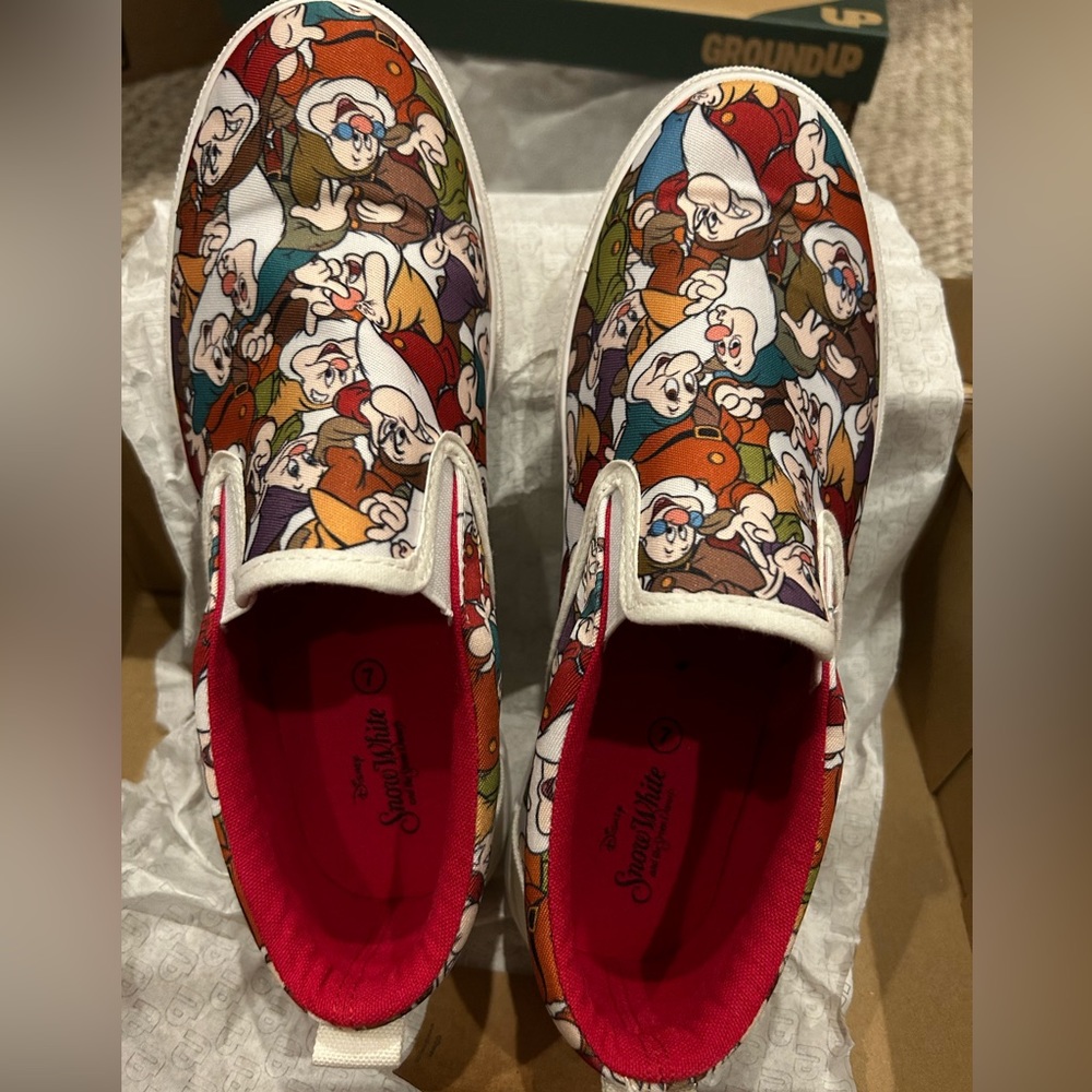 Snow White sneakers